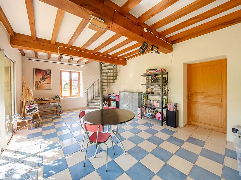 Maison, 245 m²