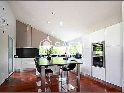Maison, 172 m²