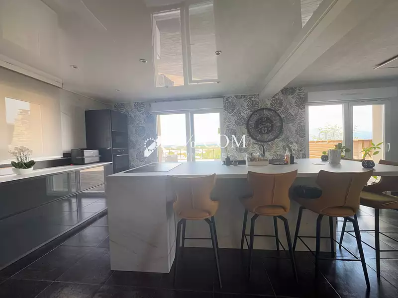 Maison, 125 m²