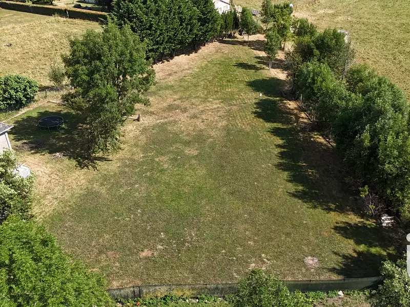 Terrain, 1 850 m²
