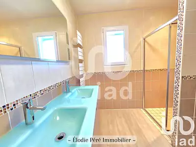 Maison, 111 m²