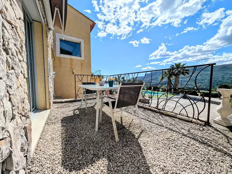 Maison, 370 m²