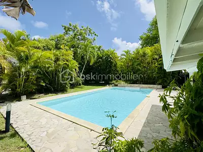 Maison, 226 m²