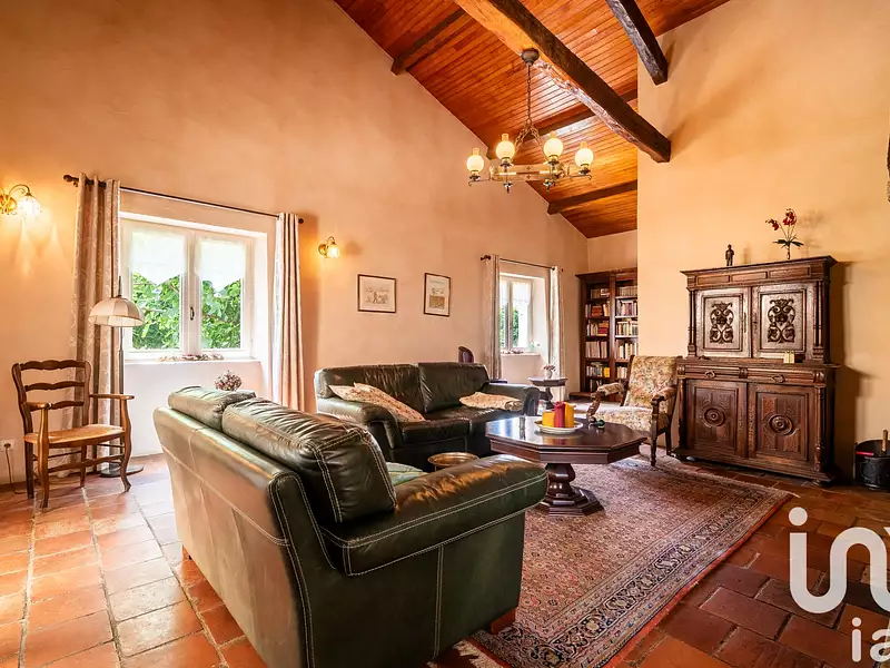 Maison, 236 m²