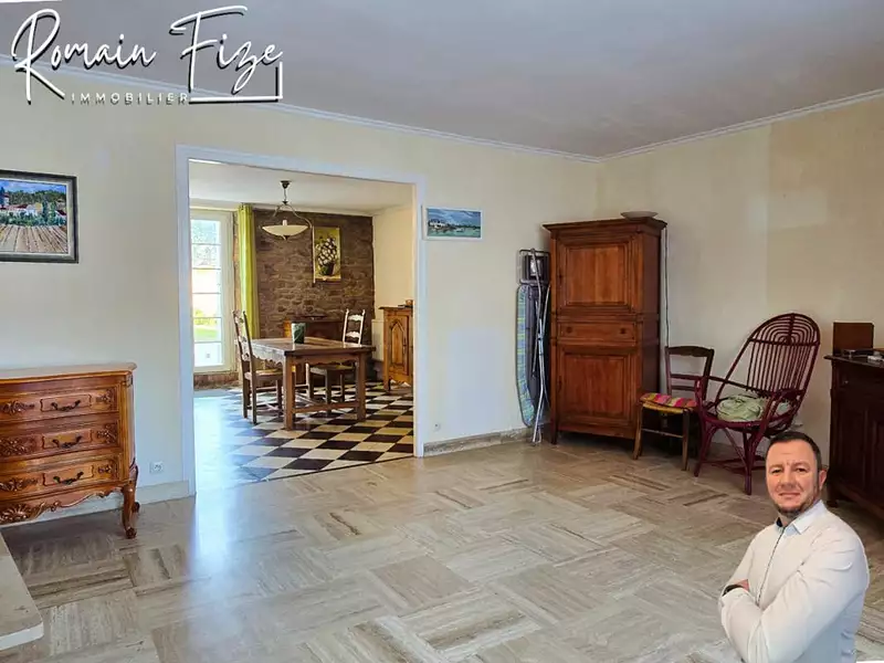 Maison, 163 m²
