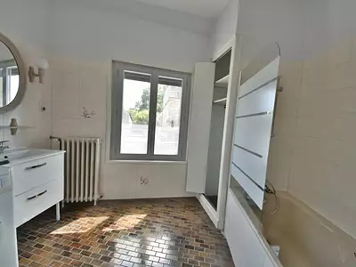 Immeuble, 150 m²