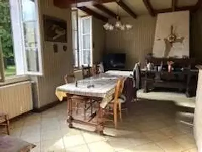 Maison, 224 m²