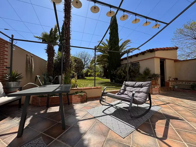 Maison, 240 m²