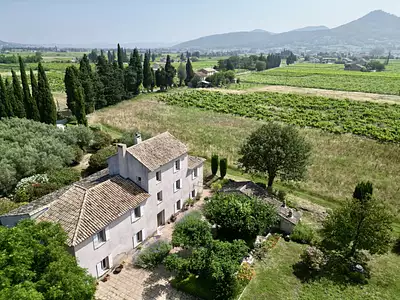 Maison, 332 m²