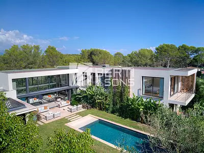 Maison, 700 m²
