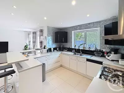 Maison, 159 m²