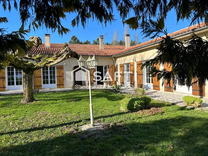 Maison, 185 m²