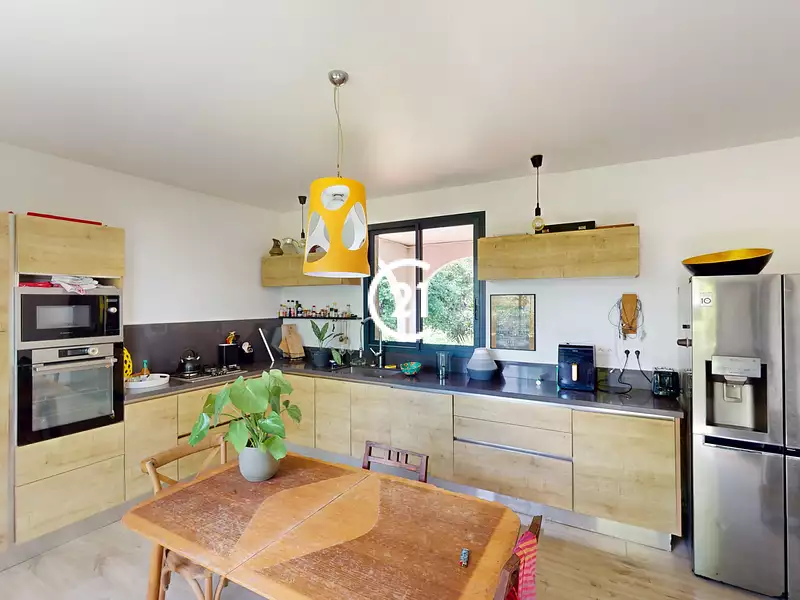 Maison, 170 m²