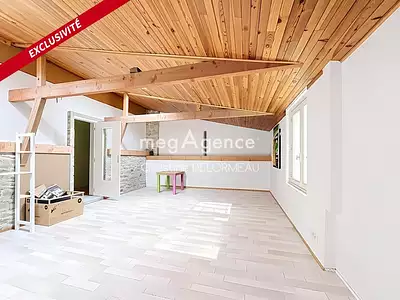 Maison, 225 m²
