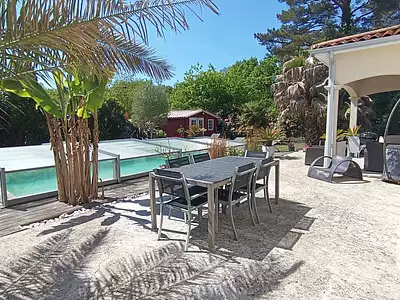Maison, 176 m²