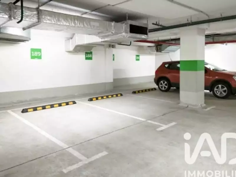 Parking, 12 m²