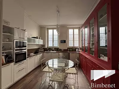 Maison, 271 m²
