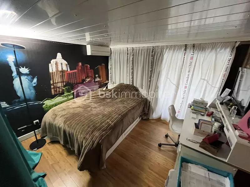 Appartement, 258 m²