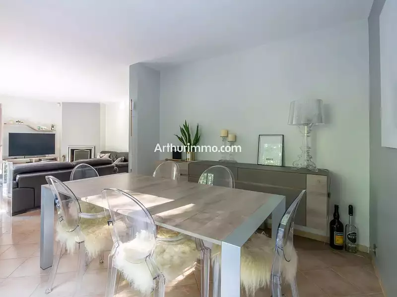 Maison, 105 m²
