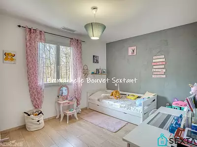 Maison, 225 m²