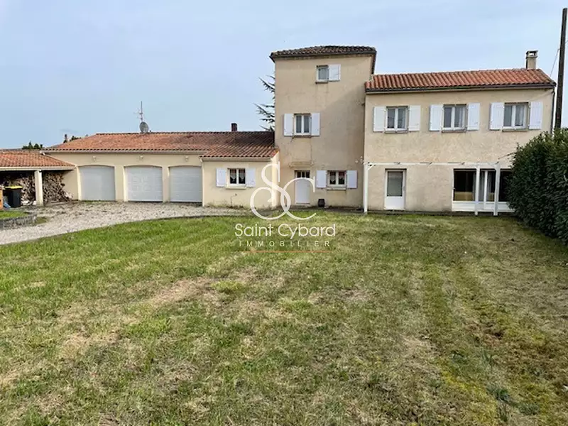 Maison, 180 m²