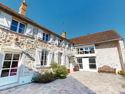Maison, 225 m²