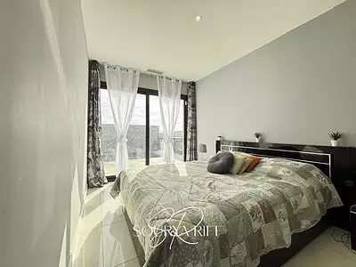 Maison, 165 m²