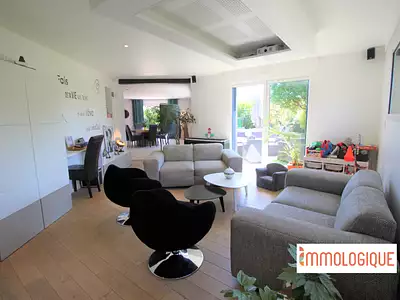Maison, 168 m²