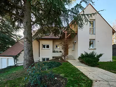 Maison, 236 m²