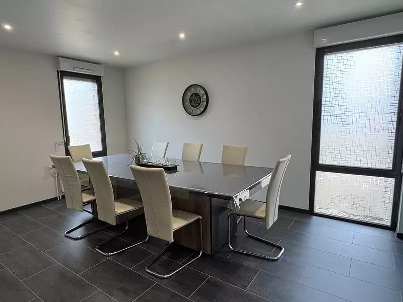 Maison, 300 m²