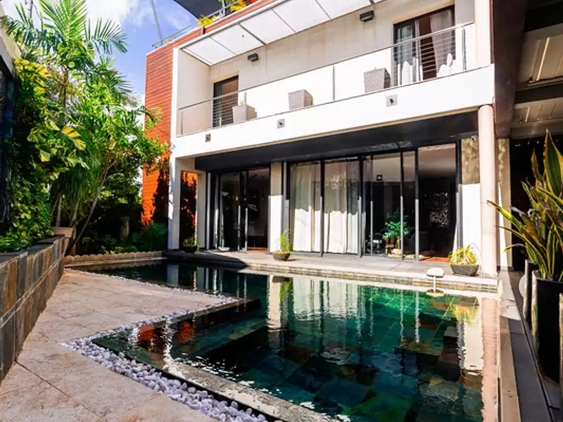 Maison, 305 m²