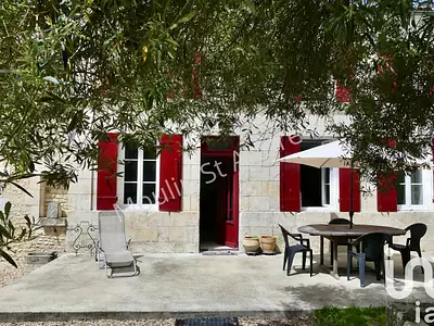 Maison, 197 m²