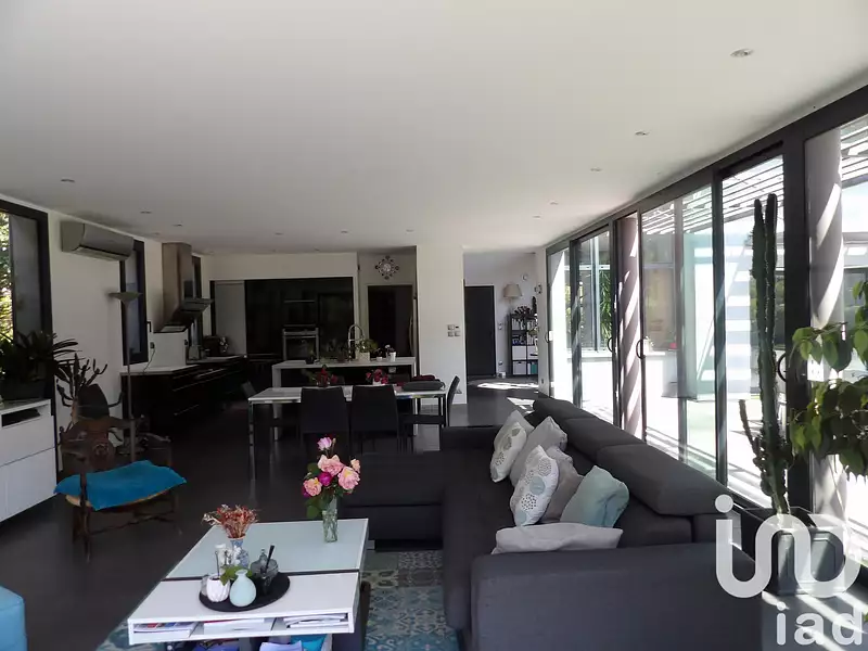 Maison, 191 m²