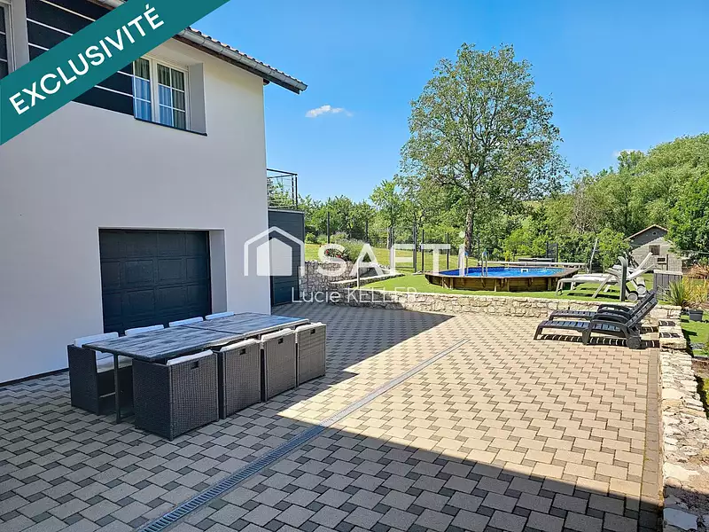 Maison, 302 m²