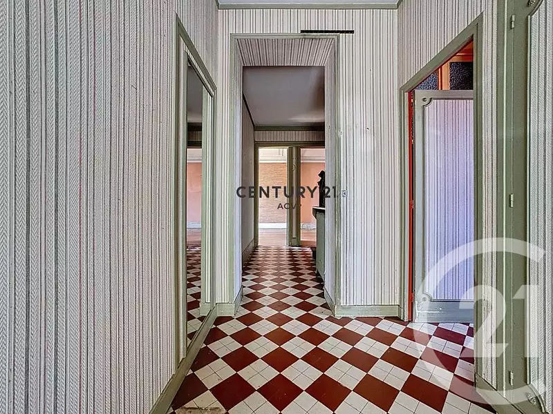 Maison, 180 m²