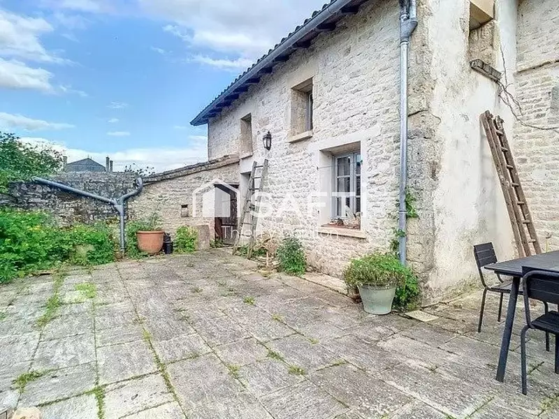 Maison, 174 m²