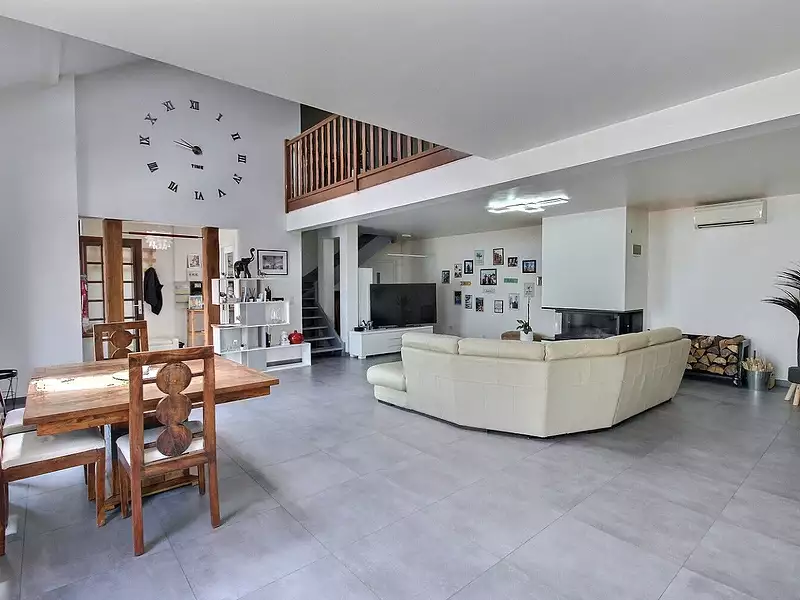Maison, 191,89 m²