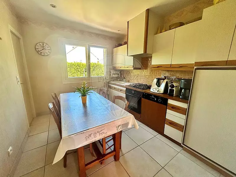 Maison, 94 m²
