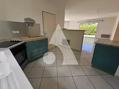 Maison, 99 m²