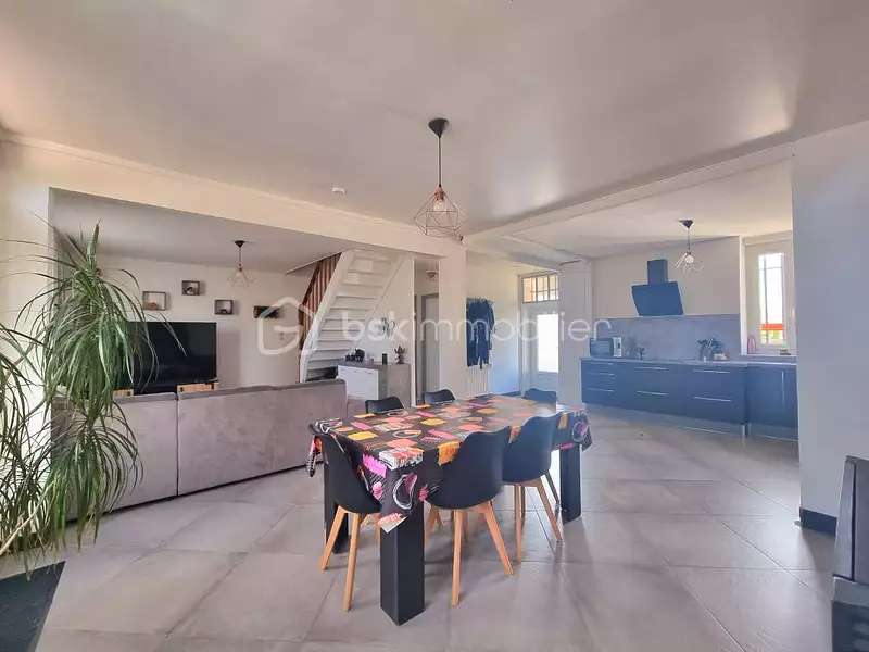 Maison, 105 m²