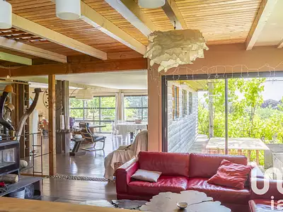 Maison, 284 m²
