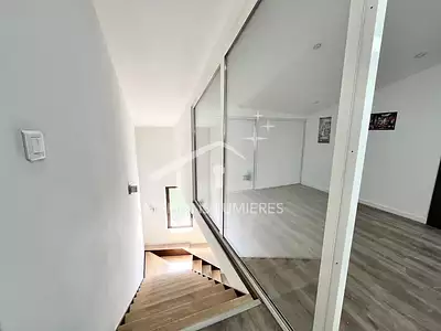 Immeuble, 115 m²