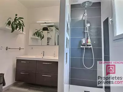 Maison, 210 m²
