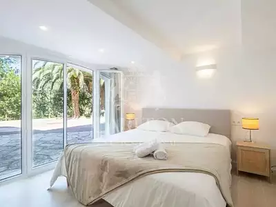 Maison, 331 m²