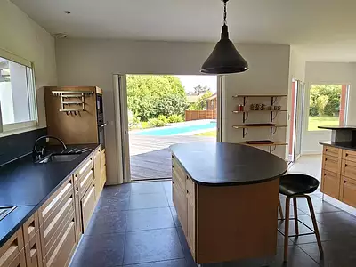 Maison, 280 m²