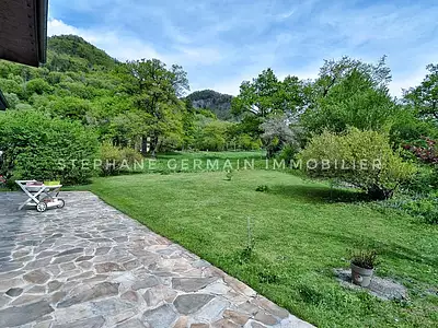 Maison, 225 m²