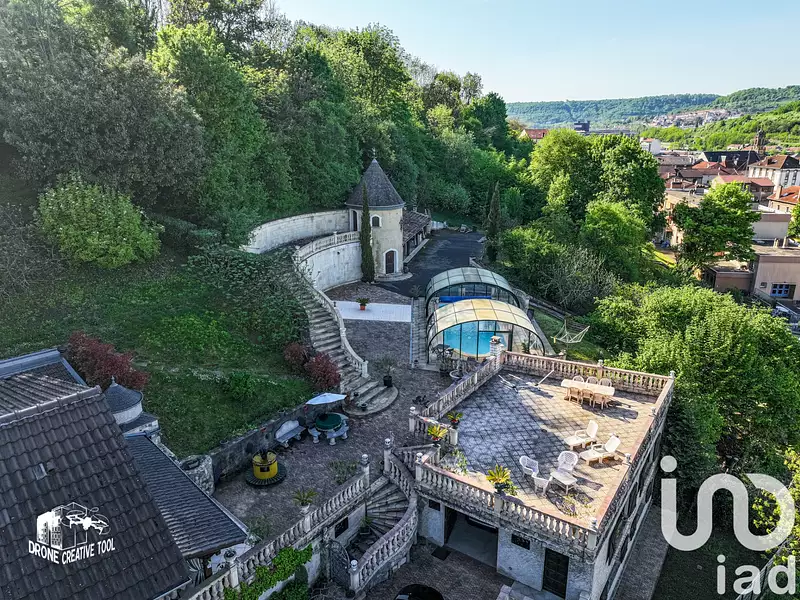 Maison, 251 m²