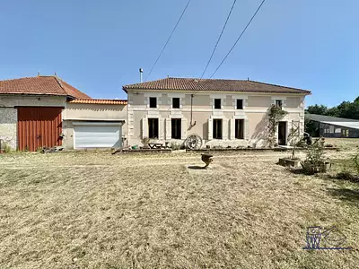 Maison, 387 m²
