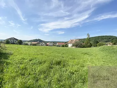 Terrain, 1 106 m²