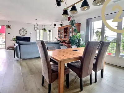 Maison, 117 m²